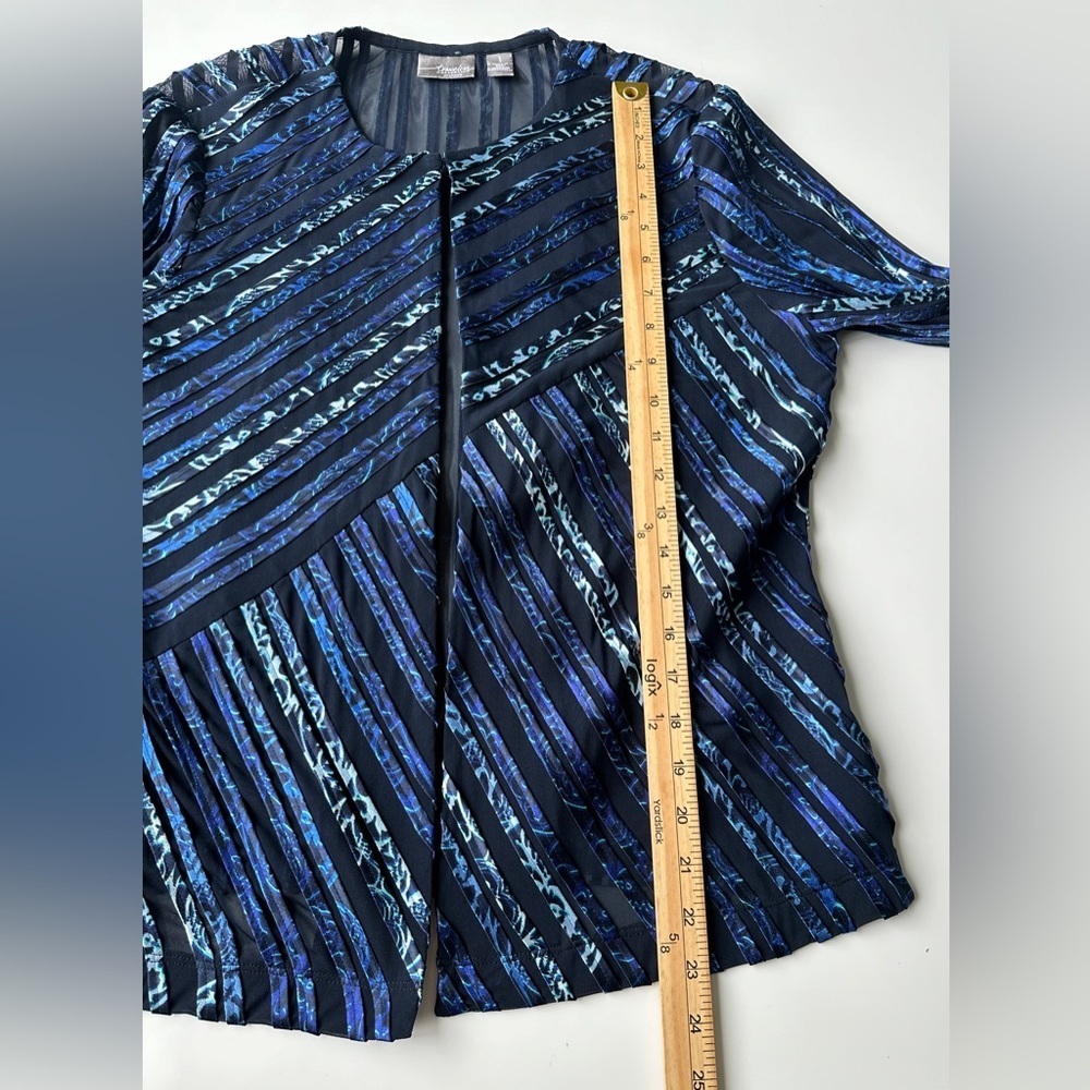 Chico’s Travelers Blue Mesh Satin Semi Sheer Open Cardigan Size 1 (US Medium) - Picture 6 of 6